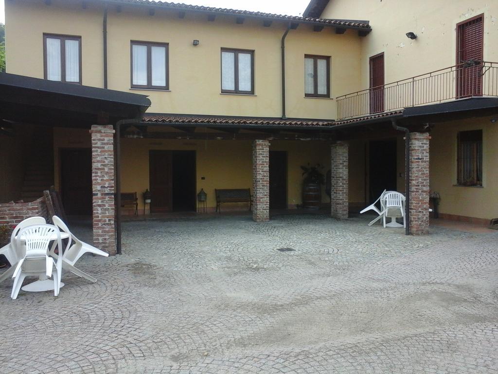 Agriturismo Il Ciabot Barolo Extérieur photo